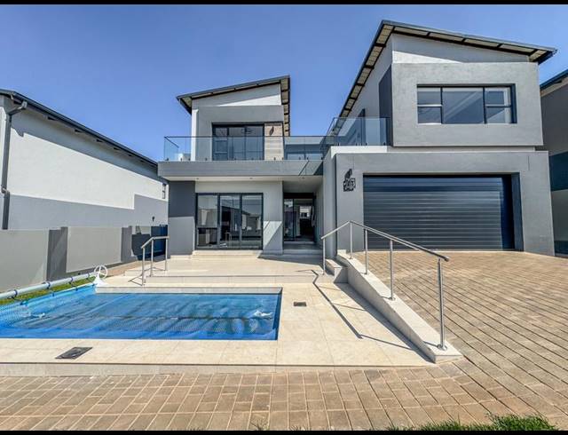 4 BEDROOM HOUSE FOR SALE IN FOUNTAINBROOK ESTATE